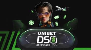 Banner för unibet Deepstack Open. En man med solglasögon sitter vid ett pokerbord. I bakgrunden flyger pokermarker, kortsymboler och ett flygplan. Färgerna går mestadels i svart, grönt och vitt.